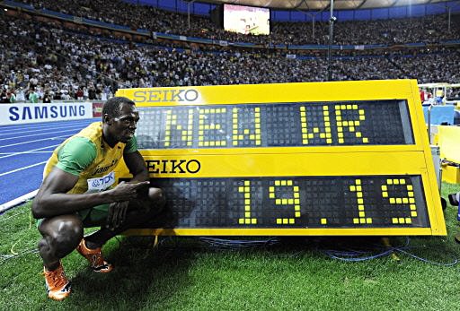 usain-bolt-200m-world-record-19-19-jamaica-berlin