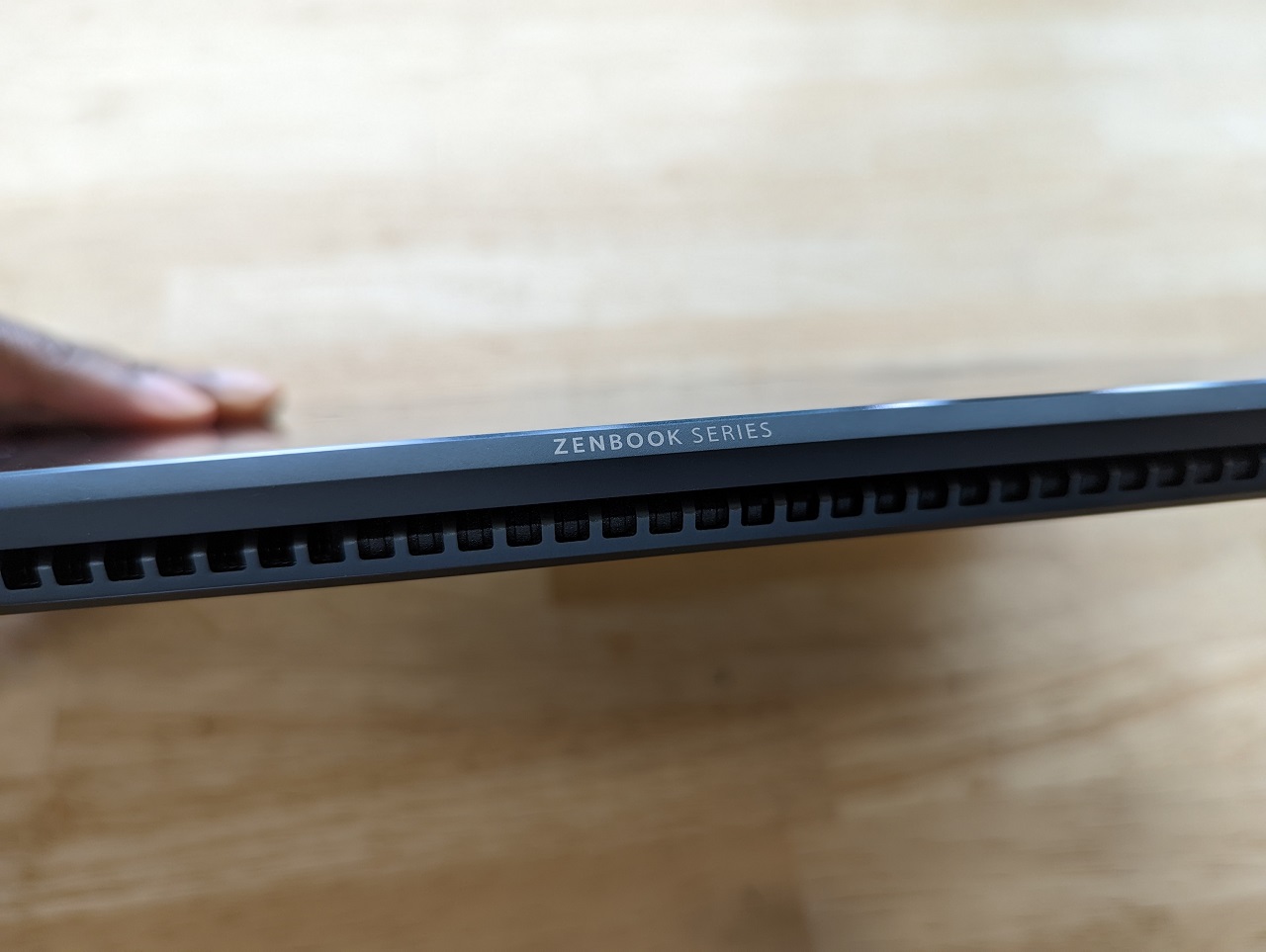 ASUS Zenbook 13 OLED