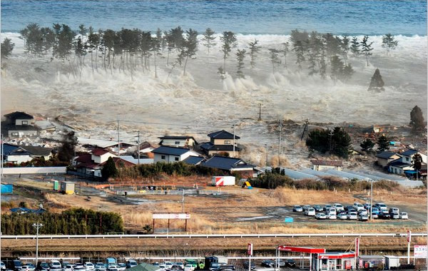 2011 TÅhoku earthquake and tsunami