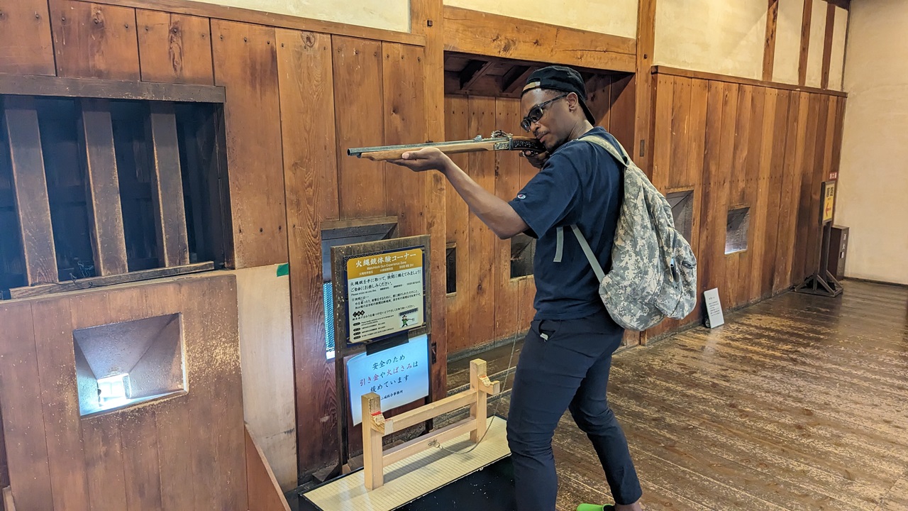 Japanese militia recruit